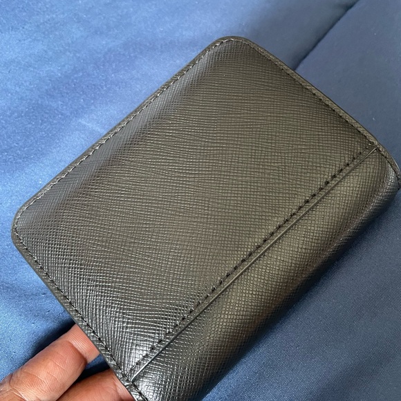 Kate Spade Wallet - Picture 6 of 8